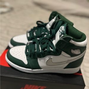 Air Jordan 1 Retro High